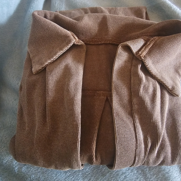 SHEIN Brown Deep Vneck Ribbed Collared Tunic Top - Picture 3 of 7